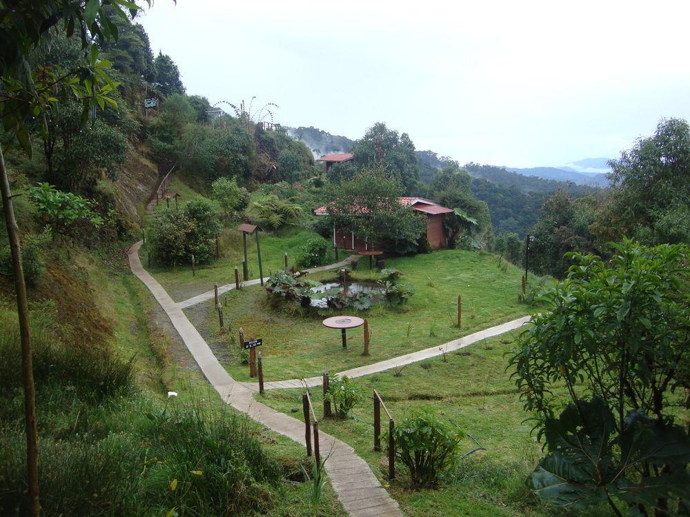 Paraiso Quetzal Lodge Tres de Junio Exterior photo